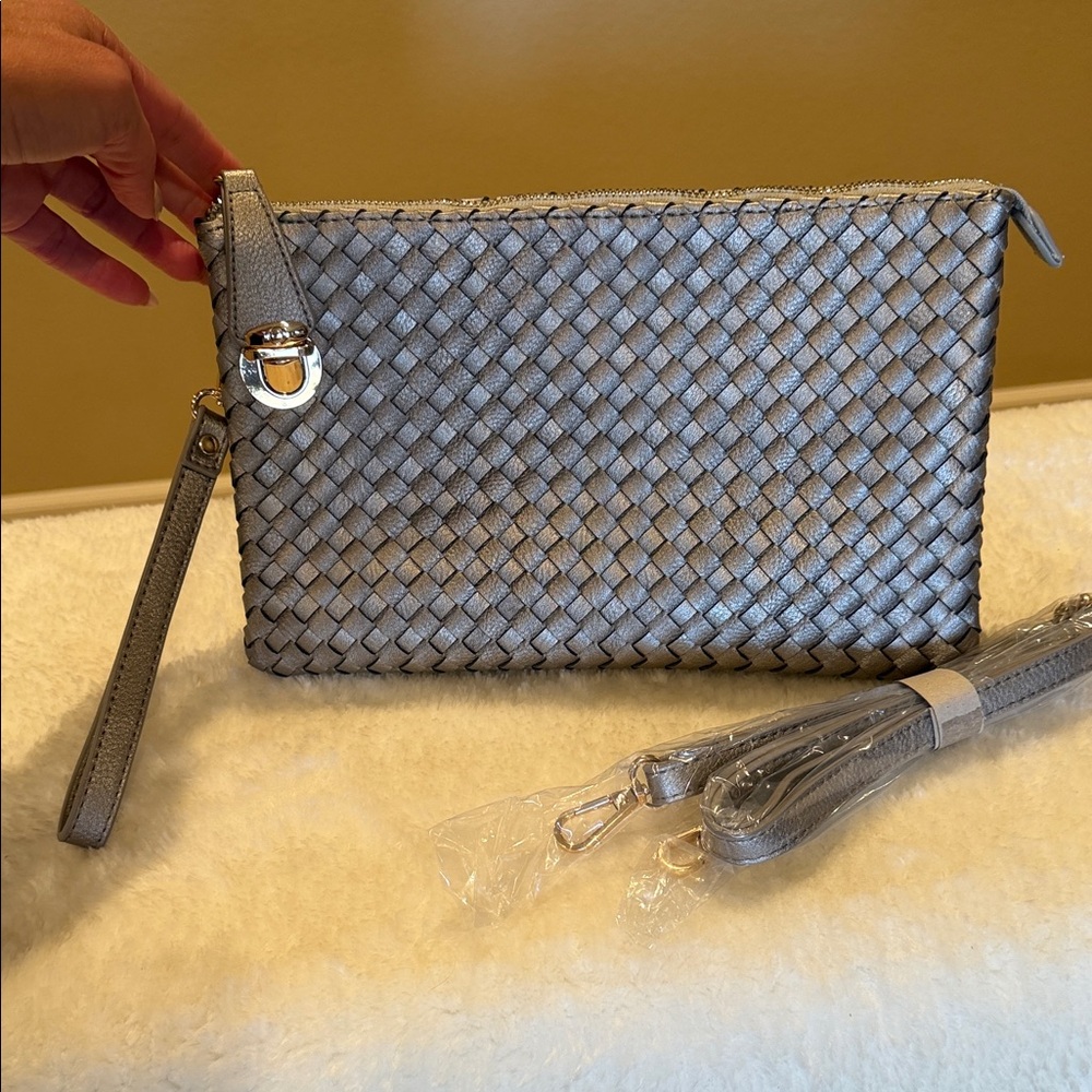 Woven Metallic Pewter Silver Wristlet Clutch Crossbody Bag